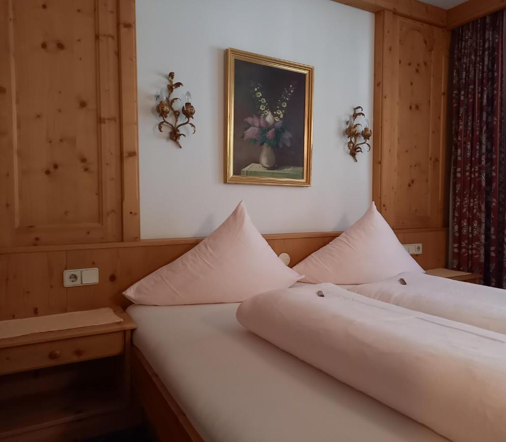 Aparthaus Camping Stubai Neustift im Stubaital Buitenkant foto